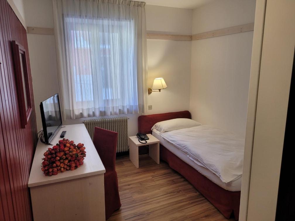 Antico Albergo Stella D'Italia Folgaria Exterior foto